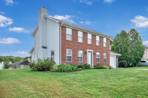745 Jaywood Dr, Old Hickory, TN 37138