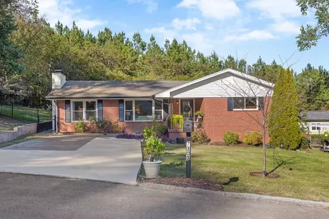 7303 Elaine Cir, Chattanooga, TN 37421