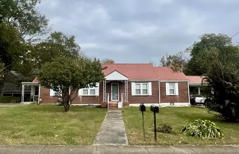 502 Adams St, Fayetteville, TN 37334
