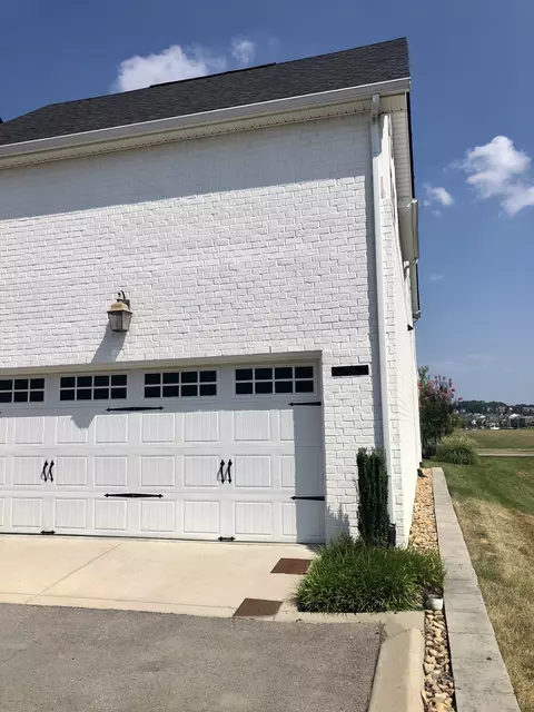 Exterior - 905 Scouting Dr, Franklin, TN 37064 photo 4 of 11