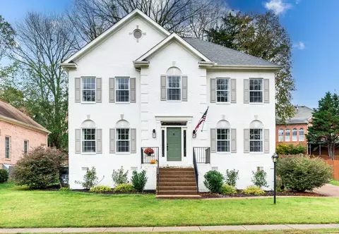 8016 Poplarwood Rd, Nashville, TN 37221