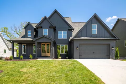 6055 Cashmere Ln, Harrison, TN 37341