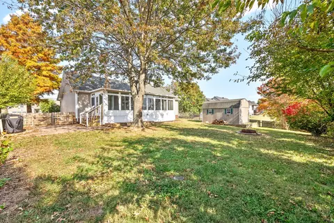668 Stonewall Ln, Clarksville, TN 37040