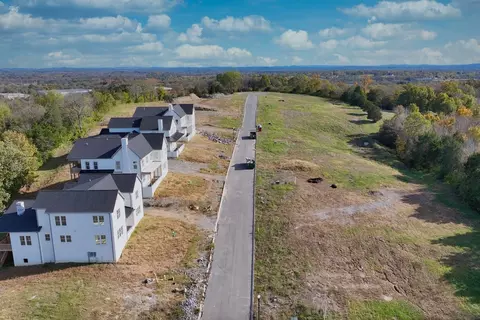 1008 Tiane Trl, Gallatin, TN 37066