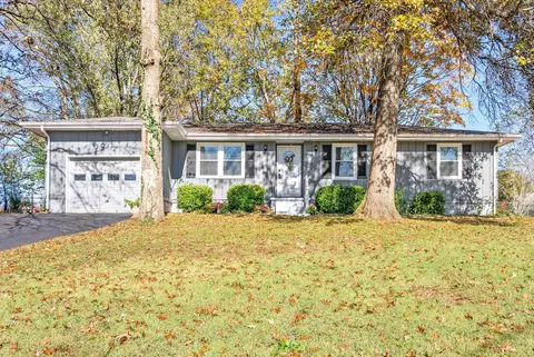 3511 Bahama Dr, Hopkinsville, KY 42240