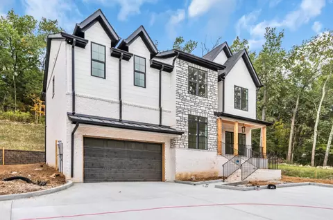 7676 Sawyer Brown Rd, Nashville, TN 37221