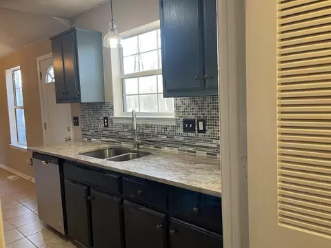 908 Libby Ln, Hermitage, TN 37076 photo 2