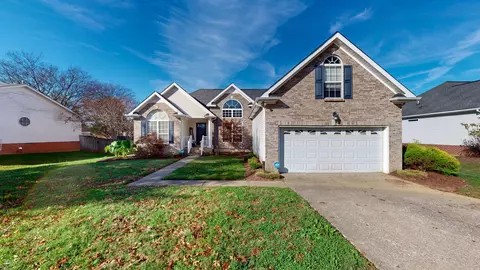 414 Remington Ave, Gallatin, TN 37066