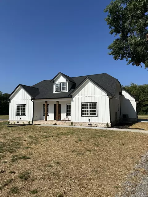 2020 Highway 141 N, Hartsville, TN 37074