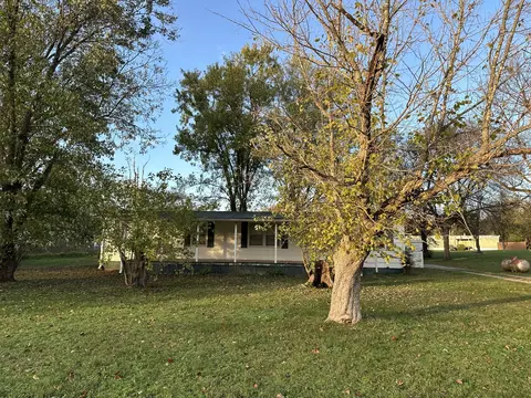 911 Flat Woods Rd, Lebanon, TN 37090