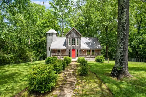 884 Pinnacle Hill Rd, Kingston Springs, TN 37082