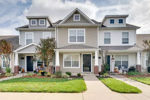 104 Alexander Blvd, Clarksville, TN 37040