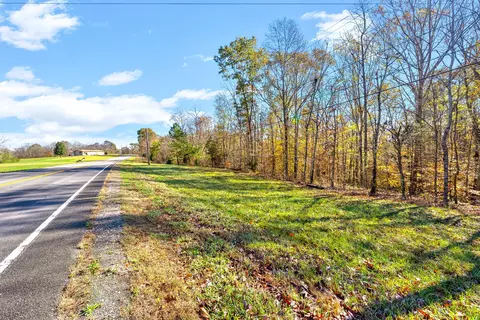 1 Cumberland City Rd, Dover, TN 37058