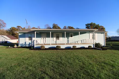 1122 Akersville Rd, Lafayette, TN 37083
