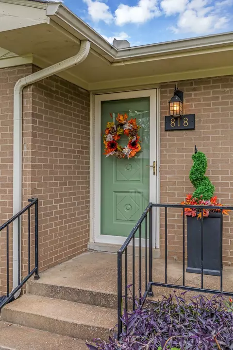 818 Trinity Dr, Murfreesboro, TN 37129 photo 5