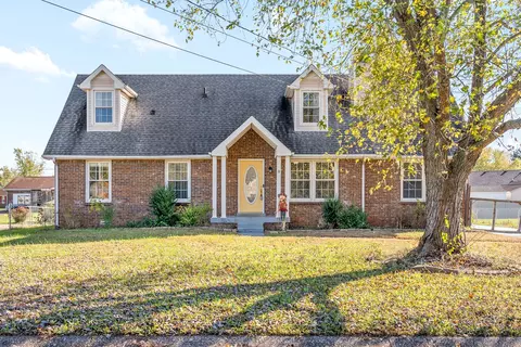 3395 Minor Dr, Clarksville, TN 37042