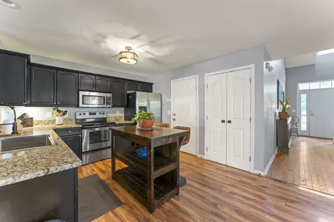 3446 Regency Park Dr, Murfreesboro, TN 37129 photo 8