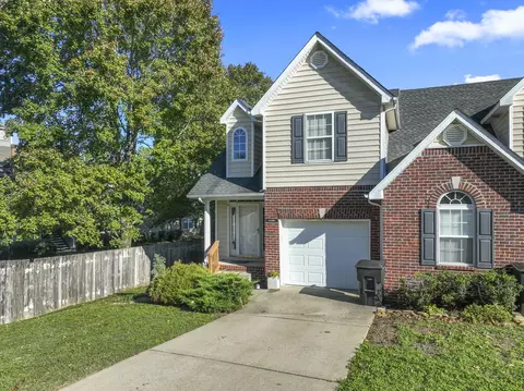 3446 Regency Park Dr, Murfreesboro, TN 37129 photo 4
