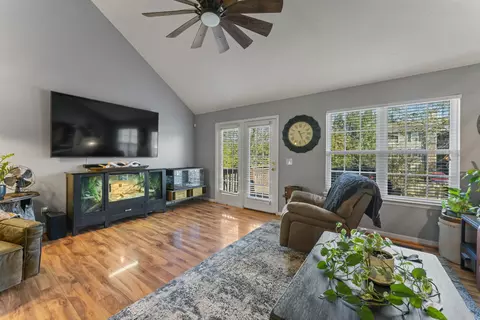 3446 Regency Park Dr, Murfreesboro, TN 37129 photo 14