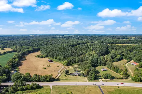 2085 52 E Hwy, Portland, TN 37148