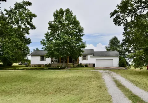 156 Fleming Rd, Loretto, TN 38469 photo 1