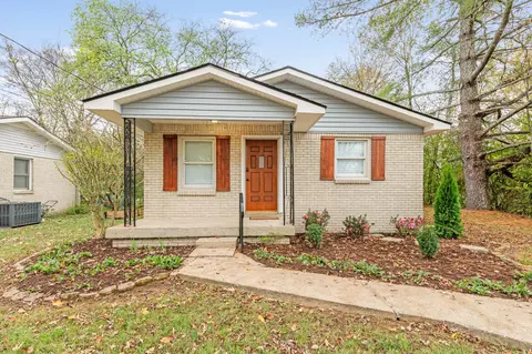 208 Tammy Dr, Gallatin, TN 37066