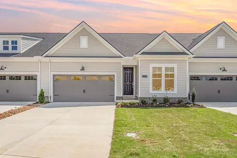 2513 Ashebrooke Ct, Murfreesboro, TN 37128