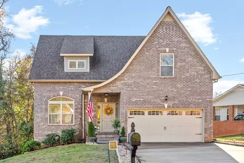 326 Cottonwood Ct, Clarksville, TN 37040