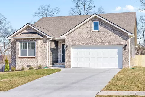 1301 Harmon Ln, Clarksville, TN 37042