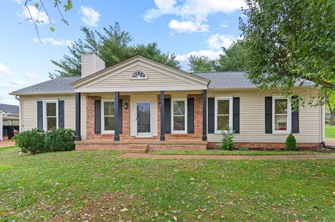 723 Riverview Dr, Franklin, TN 37064