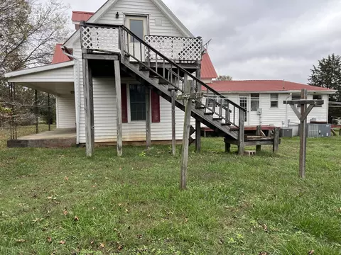 3501 Highway 48, Cunningham, TN 37052 photo 4