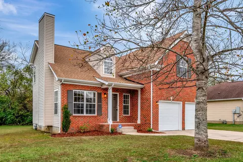2105 Maynard Ct, Nashville, TN 37218