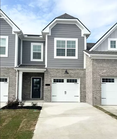 5717 Cloverwood Dr, Rockvale, TN 37153