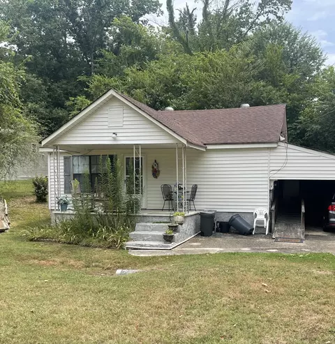 502 Montclair Dr, Rossville, GA 30741