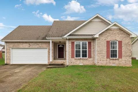 3433 Loon Dr, Clarksville, TN 37042