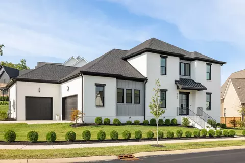 2193 Burgin Dr, Thompsons Station, TN 37179