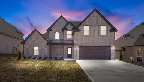 410 Blackjack Oak Ct, Clarksville, TN 37043