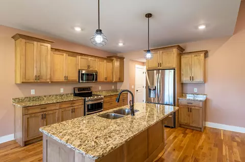 Kitchen - 1202 Goose Dr, Springfield, TN 37172 photo 1 of 2