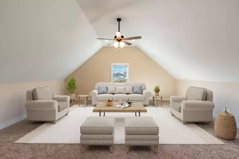 Living - 1202 Goose Dr, Springfield, TN 37172 photo 7 of 7