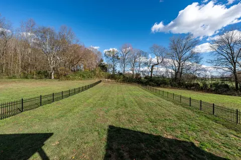 Exterior - 1202 Goose Dr, Springfield, TN 37172 photo 8 of 8