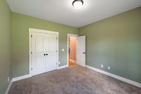 Bedroom - 1202 Goose Dr, Springfield, TN 37172 photo 7 of 8