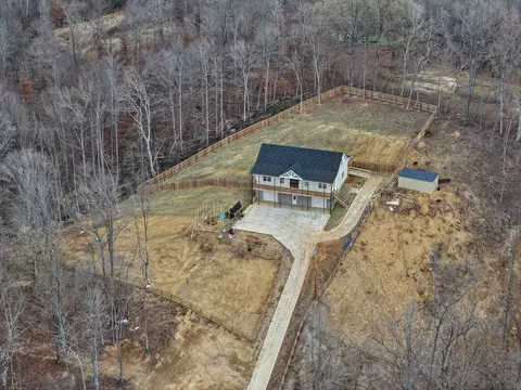 117 Rooster St, Indian Mound, TN 37079