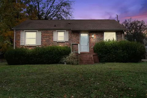 332 Tamworth Dr, Nashville, TN 37214