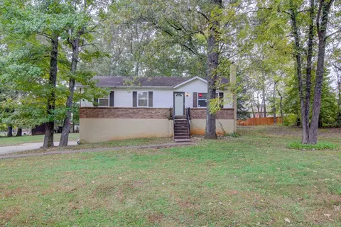 415 Buckeye Ln, Clarksville, TN 37042