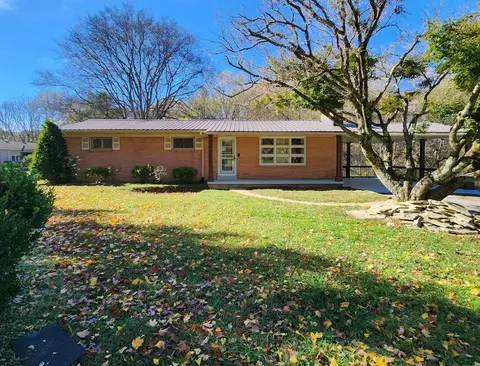 3615 Academy Rd, Portland, TN 37148