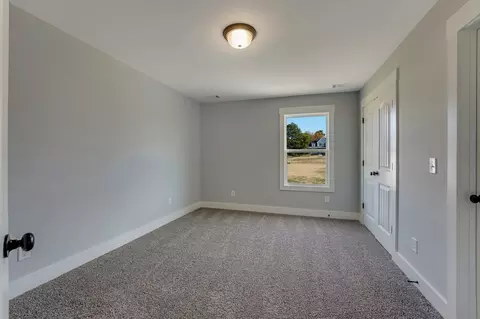 Bedroom - 2047 Beverly Ct, Springfield, TN 37172 photo 1 of 2
