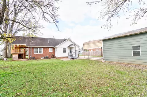 Exterior - 834 N Spring St, Murfreesboro, TN 37130 photo 5 of 6