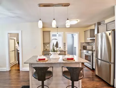 Kitchen - 834 N Spring St, Murfreesboro, TN 37130 photo 2 of 4