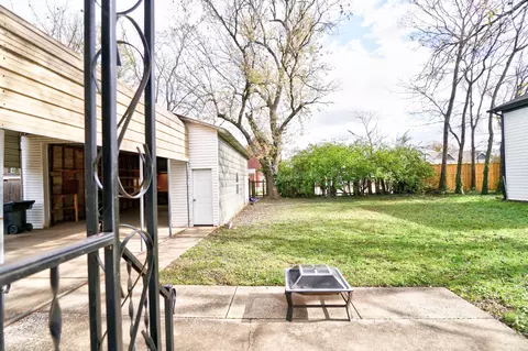 Exterior - 834 N Spring St, Murfreesboro, TN 37130 photo 4 of 6