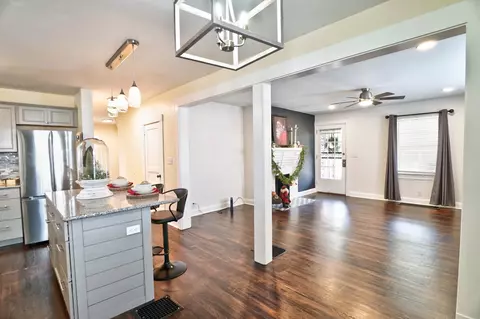 Entry Way - 834 N Spring St, Murfreesboro, TN 37130 photo 1 of 1